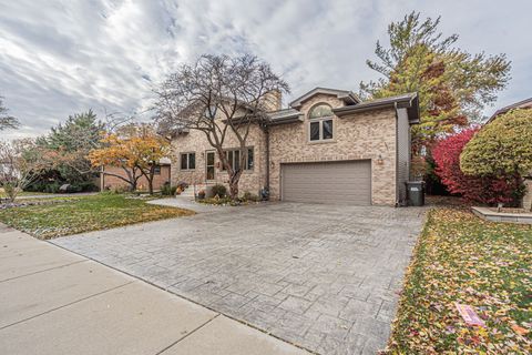 Tiny photo for 6528 Ridge Drive, Chicago Ridge, IL 60415 (MLS # 12516888)