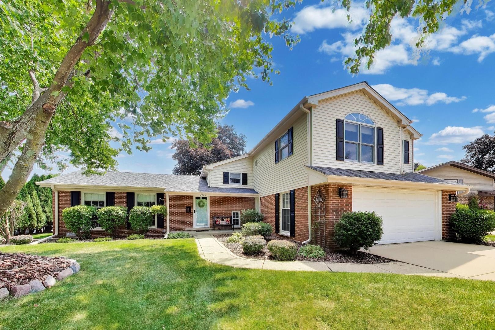 2006 N Elizabeth Drive