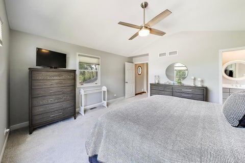 Tiny photo for 2006 N Elizabeth Drive, Arlington Heights, IL 60004 (MLS # 12679875)