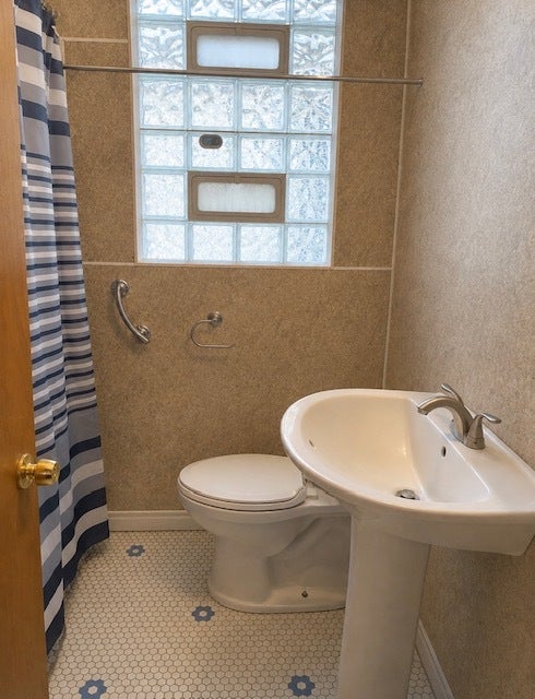 8736 S Justine Street - Photo 3