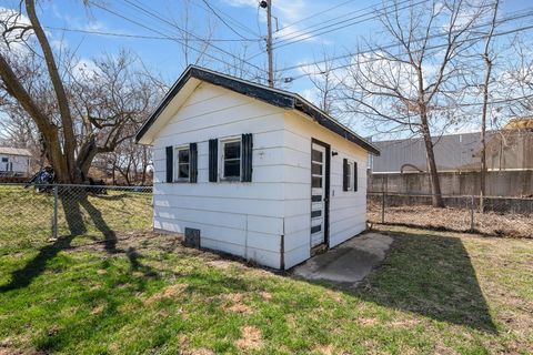 Tiny photo for 8012 10TH Street W, Rock Island, IL 61201 (MLS # 12609961)