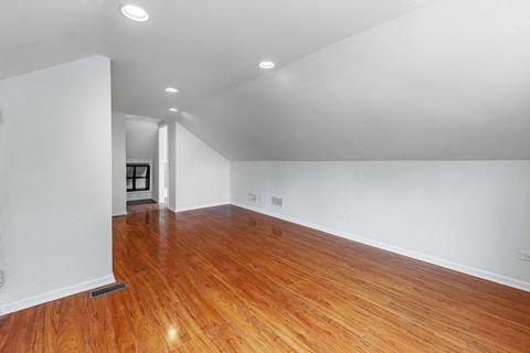 Tiny photo for 2527 Westover Avenue, North Riverside, IL 60546 (MLS # 12642992)