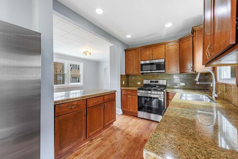 Tiny photo for 2527 Westover Avenue, North Riverside, IL 60546 (MLS # 12642992)