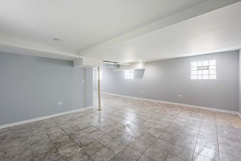 Tiny photo for 2527 Westover Avenue, North Riverside, IL 60546 (MLS # 12642992)