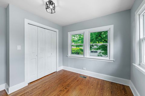 Tiny photo for 2527 Westover Avenue, North Riverside, IL 60546 (MLS # 12642992)
