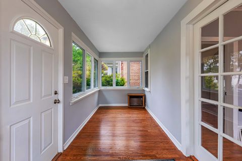 Tiny photo for 2527 Westover Avenue, North Riverside, IL 60546 (MLS # 12642992)