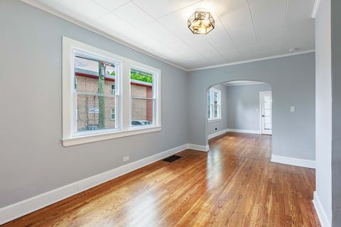 Tiny photo for 2527 Westover Avenue, North Riverside, IL 60546 (MLS # 12642992)