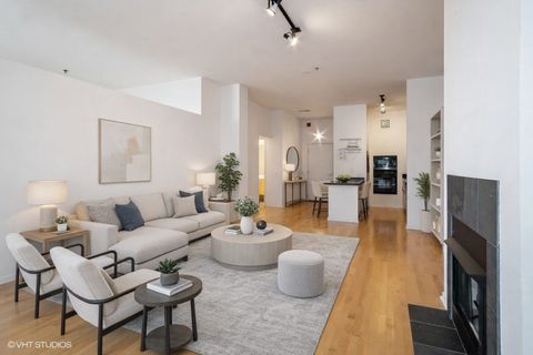 Tiny photo for 130 S CANAL Street #816, Chicago, IL 60606 (MLS # 12618078)