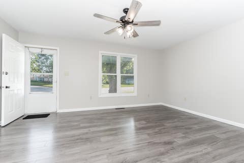 Tiny photo for 1406 W Trainor Drive, Pontiac, IL 61764 (MLS # 12713305)