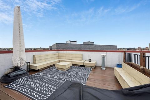 Tiny photo for 3518 W Wolfram Street #2, Chicago, IL 60618 (MLS # 12615824)