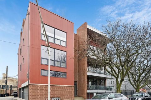 Tiny photo for 3518 W Wolfram Street #2, Chicago, IL 60618 (MLS # 12615824)