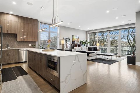 Tiny photo for 3518 W Wolfram Street #2, Chicago, IL 60618 (MLS # 12615824)