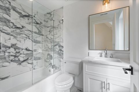 Tiny photo for 104 S Monroe Street, Hinsdale, IL 60521 (MLS # 12618921)