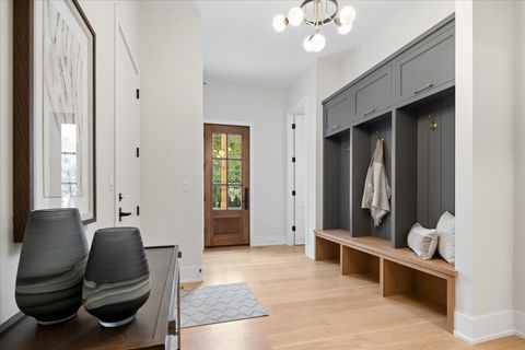 Tiny photo for 104 S Monroe Street, Hinsdale, IL 60521 (MLS # 12618921)