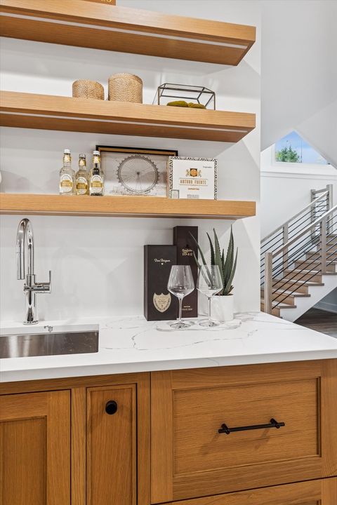 Tiny photo for 104 S Monroe Street, Hinsdale, IL 60521 (MLS # 12618921)