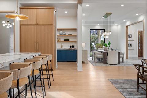 Tiny photo for 104 S Monroe Street, Hinsdale, IL 60521 (MLS # 12618921)