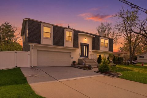 Tiny photo for 1065 N Smith Street, Palatine, IL 60067 (MLS # 12623773)