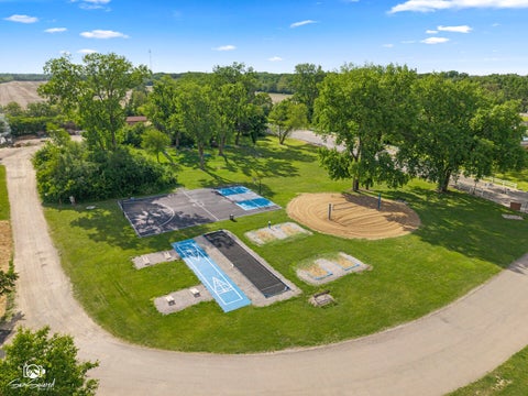 Tiny photo for 73 Lakeshore Drive, Wilmington, IL 60481 (MLS # 12770056)