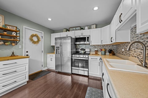 Tiny photo for 6379 Holly Court, Lisle, IL 60532 (MLS # 12728801)
