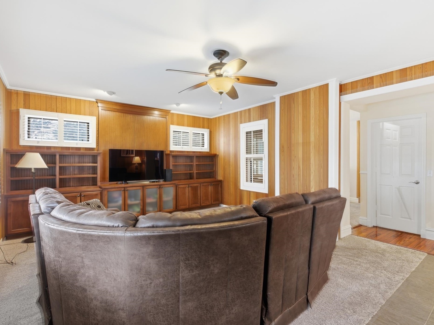 11006 S Homan Avenue