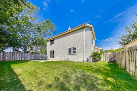 Tiny photo for 5370 Sequoia Court, Gurnee, IL 60031 (MLS # 12450163)