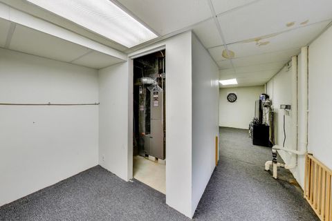 Tiny photo for 5370 Sequoia Court, Gurnee, IL 60031 (MLS # 12450163)