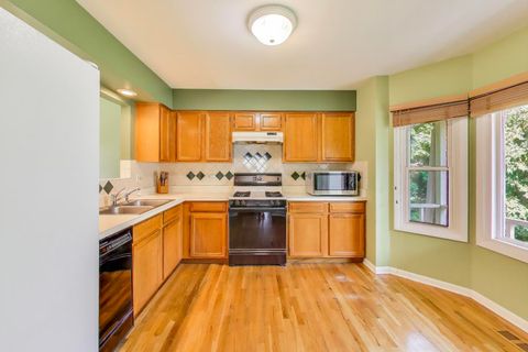 Tiny photo for 5370 Sequoia Court, Gurnee, IL 60031 (MLS # 12450163)