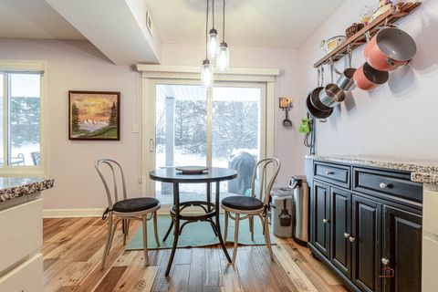 Tiny photo for 452 Kennedy Place, Vernon Hills, IL 60061 (MLS # 12525114)