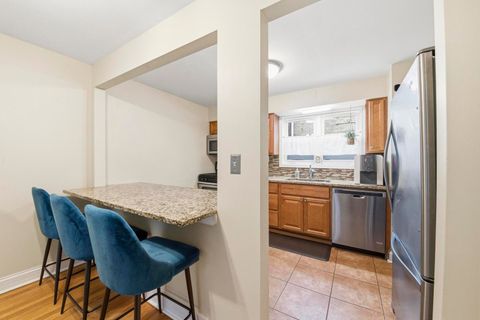 Tiny photo for 509 1/2 Ridge Road, Wilmette, IL 60091 (MLS # 12578135)