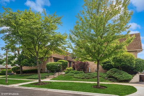 8746 KEDVALE Avenue C Skokie IL 60076