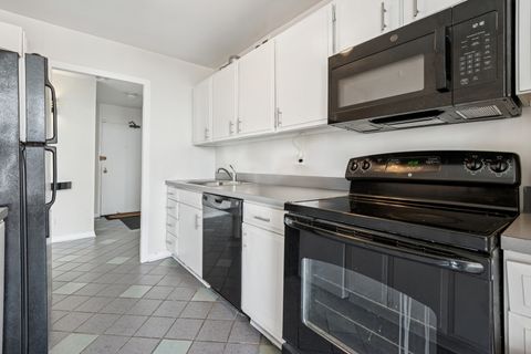 Tiny photo for 5455 N Sheridan Road #1601, Chicago, IL 60640 (MLS # 12537900)