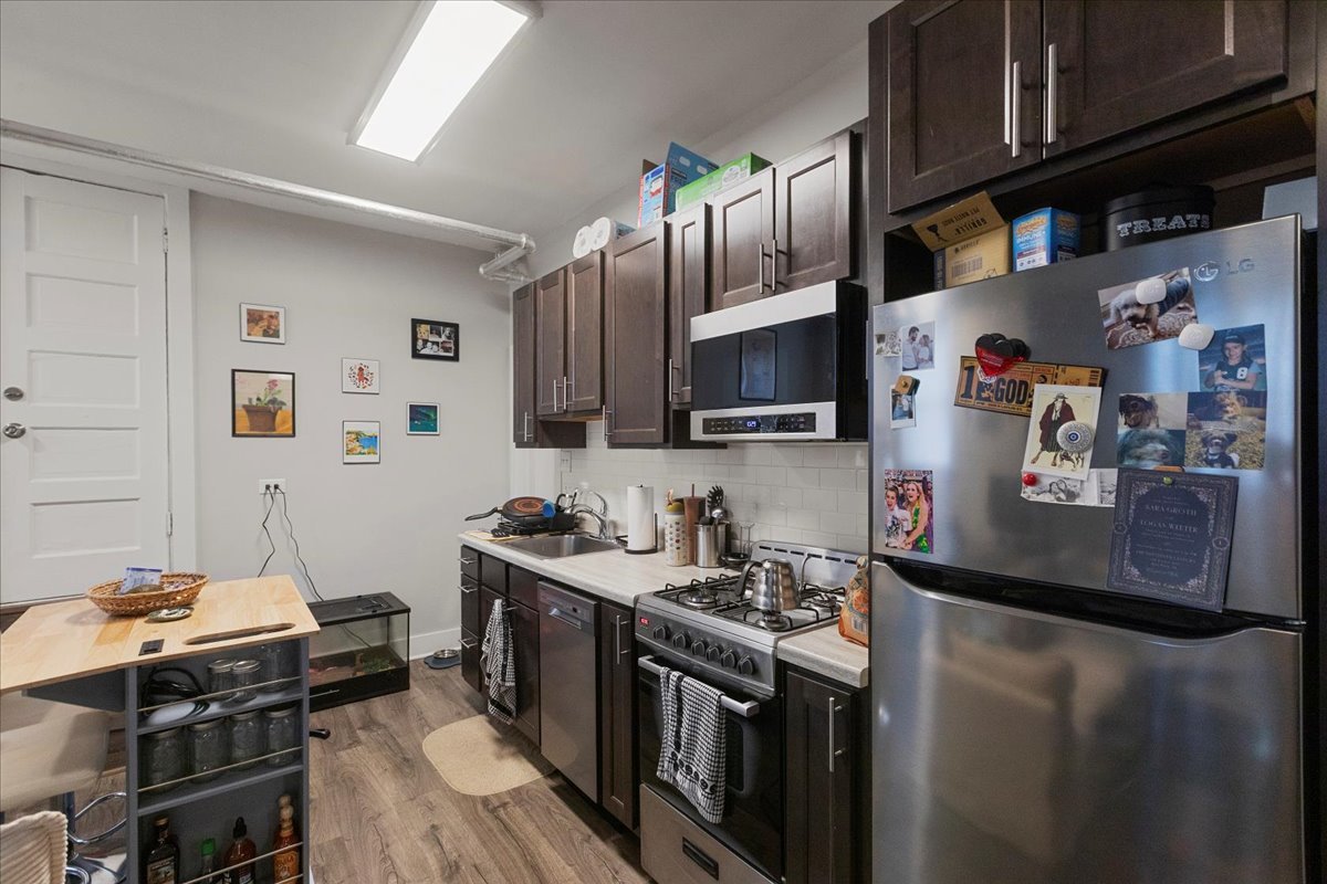 2348 W Addison Street BS