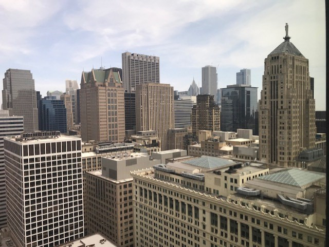 235 W Van Buren Street 4018