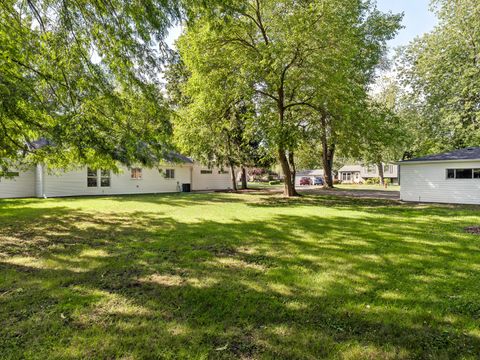Tiny photo for 1417 Melrose Avenue, Round Lake Beach, IL 60073 (MLS # 12487744)
