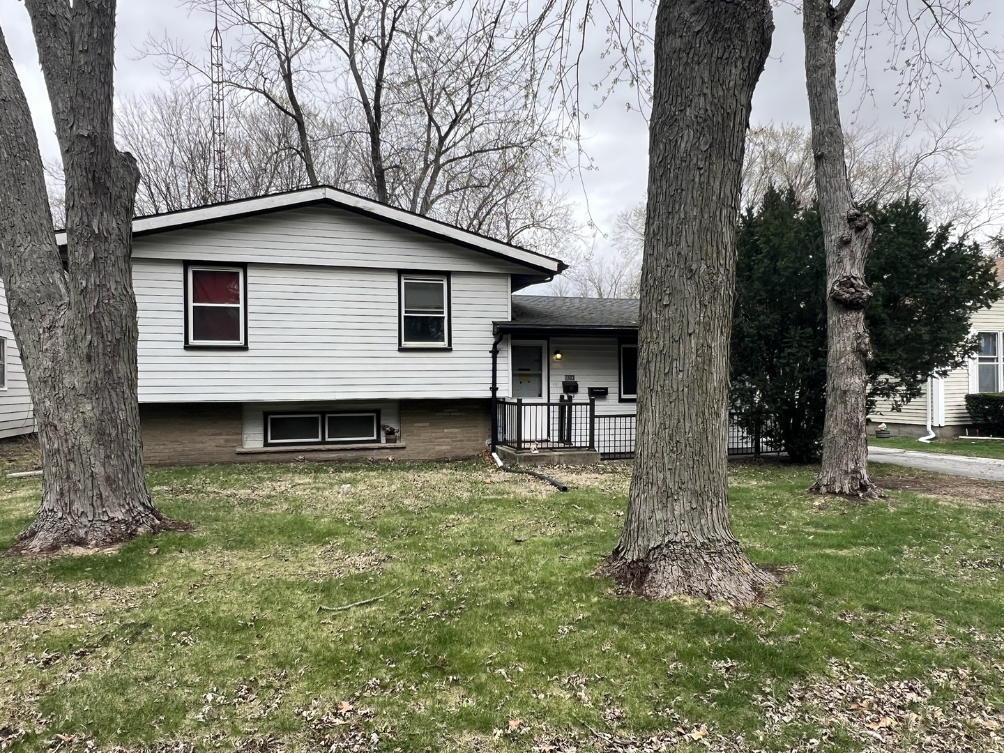 Listing image 4