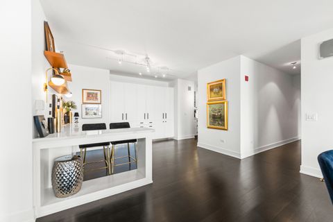 Tiny photo for 55 W Delaware Place #1011, Chicago, IL 60610 (MLS # 12495741)