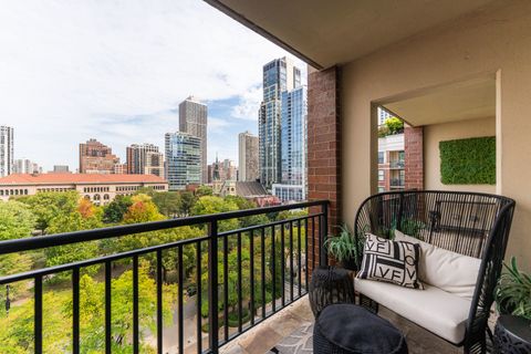 Tiny photo for 55 W Delaware Place #1011, Chicago, IL 60610 (MLS # 12495741)