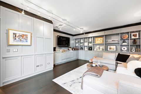 Tiny photo for 55 W Delaware Place #1011, Chicago, IL 60610 (MLS # 12495741)