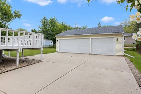 Tiny photo for 121 Seton Place, Streamwood, IL 60107 (MLS # 12664920)