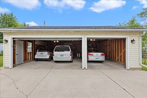 Tiny photo for 121 Seton Place, Streamwood, IL 60107 (MLS # 12664920)