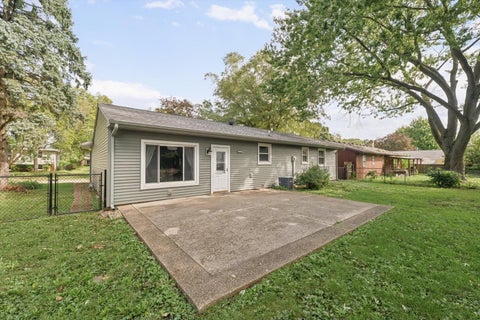 Tiny photo for 2105 Blackthorn Drive, Champaign, IL 61821 (MLS # 12759293)