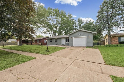 Tiny photo for 2105 Blackthorn Drive, Champaign, IL 61821 (MLS # 12759293)