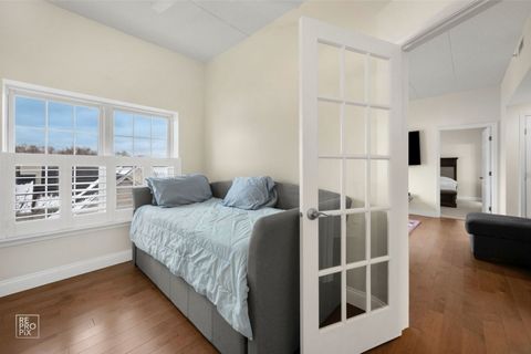 Tiny photo for 434 McDaniels Circle #401, Clarendon Hills, IL 60514 (MLS # 12534375)