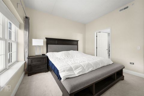 Tiny photo for 434 McDaniels Circle #401, Clarendon Hills, IL 60514 (MLS # 12534375)