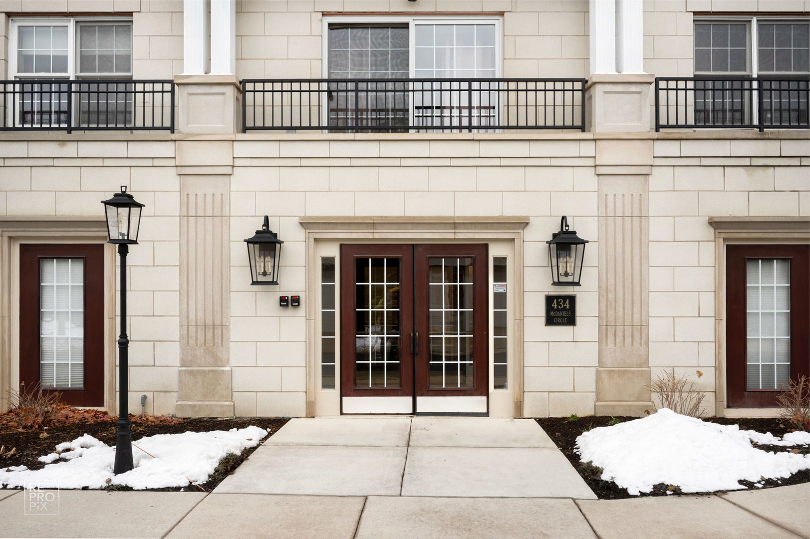 434 McDaniels Circle 401