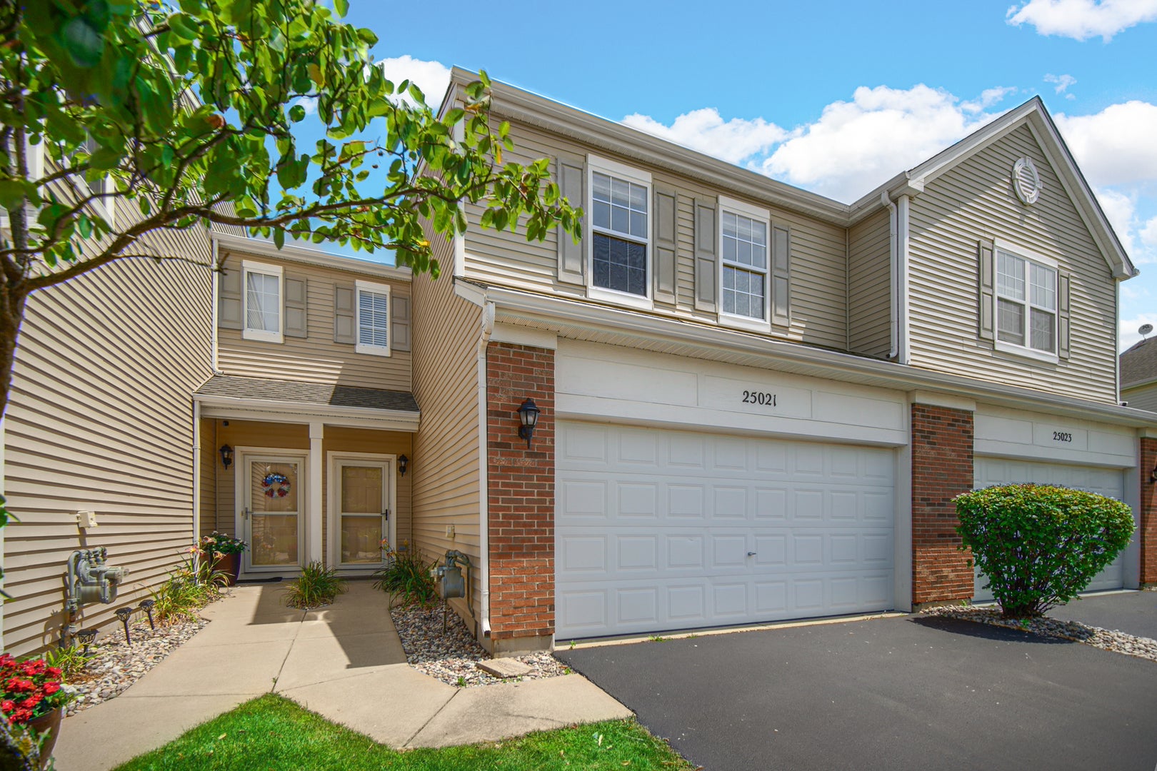 25021 Clare Circle