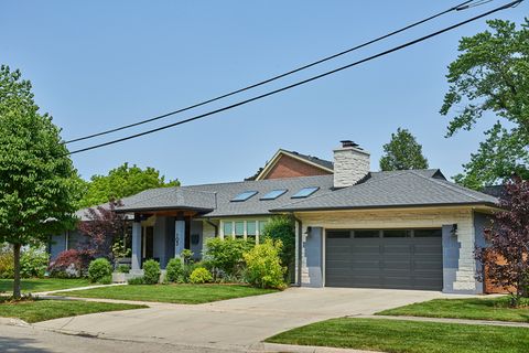 A home in Park Ridge