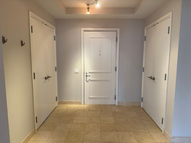 445 E North Water Street 1004