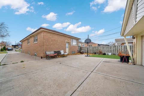 Tiny photo for Chicago, IL 60652 (MLS # 12524953)