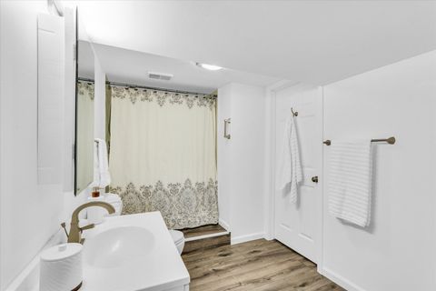 Tiny photo for 617 W John Street, Champaign, IL 61820 (MLS # 12518066)